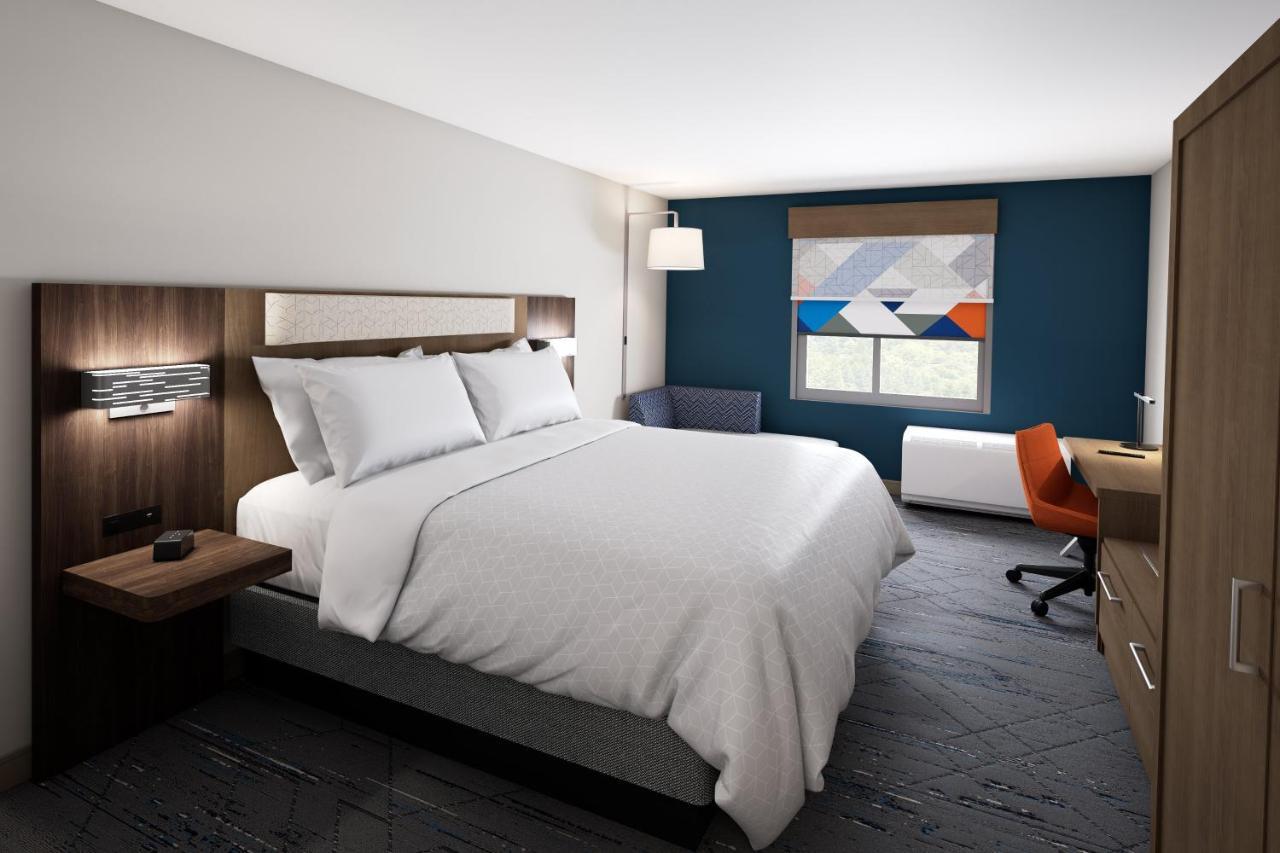 Holiday Inn Express & Suites - Tomah By Ihg Exteriör bild